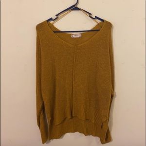 Long sleeve knit